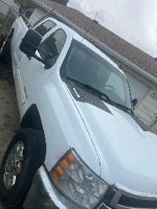 2012 Chevrolet Silverado 3500 pickup truck