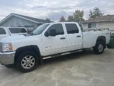 2012 Chevrolet Silverado 3500 pickup truck - Photo 3