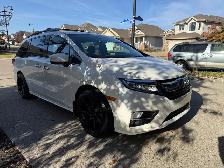 2019 Honda Odyssey Touring 69,808 km Auto Remote Starter/Sunroof - Photo 5