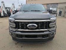 2026 Ford F-450 Platinum 6.7L Diesel/Touch Nav/Pano Sunroof/Came - Photo 5
