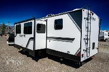 2027 Grand Design Imagine 2800BH - Photo 3