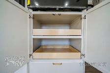 2027 Grand Design Imagine 2800BH - Photo 38