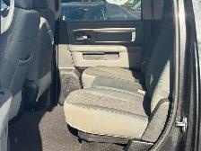 2018 Ram 1500 HEMI, 4X4, Camera, Sunroof, Cruise Control, NoCla - Photo 12