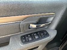 2018 Ram 1500 HEMI, 4X4, Camera, Sunroof, Cruise Control, NoCla - Photo 15