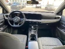 2025 Nissan Kicks SV - Photo 29