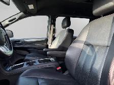 2019 Dodge Grand Caravan | CLEAN CARFAX | ALL POWER OPTIONS | - Photo 10