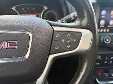 2020 GMC Terrain AWD | CLEAN CARFAX | LEATHER | CAR-PLAY | - Photo 18