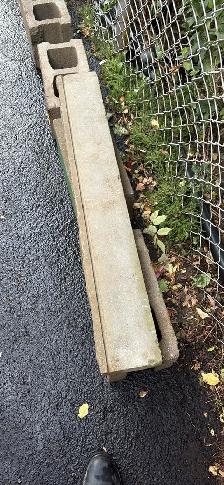 Block De Beton  2 dollars chaque - Photo 4