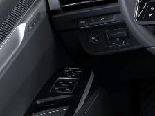2027 Cadillac Escalade ESV Awd 4dr V-Series - Photo 25