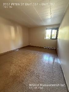 1 BDRM APT WITH BALCONY AVAILABLE - Photo 14
