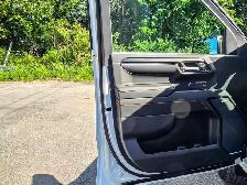 2026 GMC Sierra 1500 AT4- HUD - Premium Pkg - Preferred Pkg - Photo 17