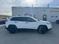 2015 Jeep Cherokee Sport - Photo 2