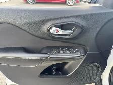 2015 Jeep Cherokee Sport - Photo 16