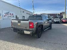 2008 Chevrolet Silverado 1500 LT - Photo 3