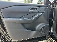 2026 Nissan Rogue SV MOONROOF - Photo 17