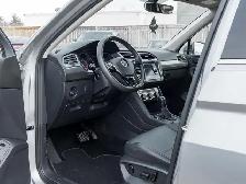 2020 Volkswagen Tiguan Comfortline 4MOTION with LEATHER / PANORA - Photo 7