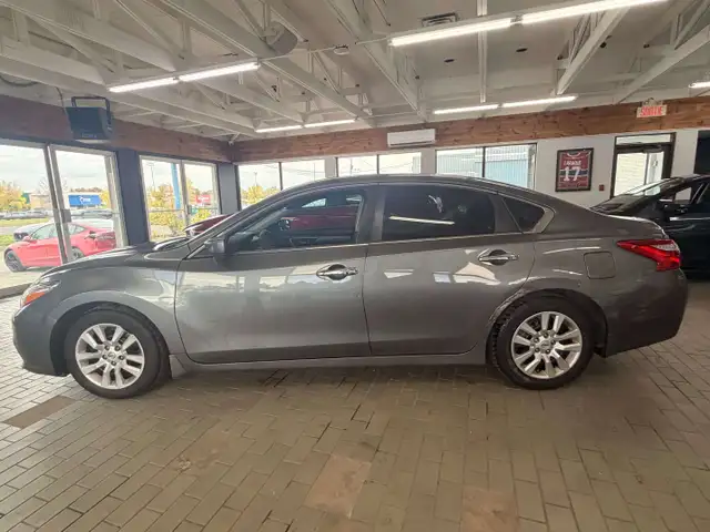 2017 Nissan Altima SV