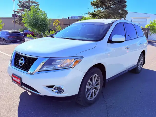 2015 Nissan Pathfinder S 4dr SUV 4WD (3.5L 6cyl CVT)
