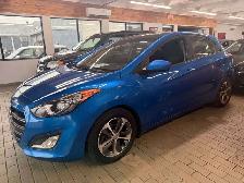 2017 Hyundai ELANTRA SE - Photo 2