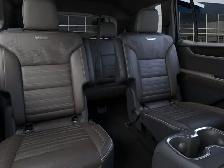 2027 GMC Acadia Denali Ultimate - Photo 17
