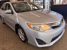 2013 Toyota Camry LE - Photo 2