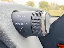 2024 Lexus UX 250h AWD F-sport | Sun-roof! | Heated seats! | Per - Photo 17