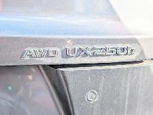 2024 Lexus UX 250h AWD F-sport | Sun-roof! | Heated seats! | Per - Photo 22