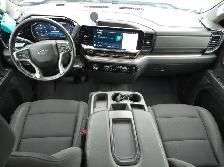 2022 Chevrolet Silverado 1500 LT Trail Boss Crew Cab Short Box 4 - Photo 7