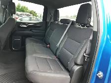 2022 Chevrolet Silverado 1500 LT Trail Boss Crew Cab Short Box 4 - Photo 8