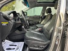 2017 Hyundai Santa Fe Sport | ONE OWNER | NO ACCIDENTS | AWD - Photo 10
