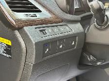 2017 Hyundai Santa Fe Sport | ONE OWNER | NO ACCIDENTS | AWD - Photo 15