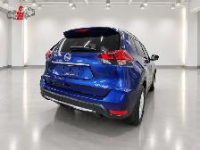 2017 NISSAN ROGUE SV - Photo 8