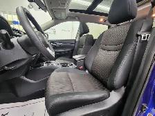 2017 NISSAN ROGUE SV - Photo 11