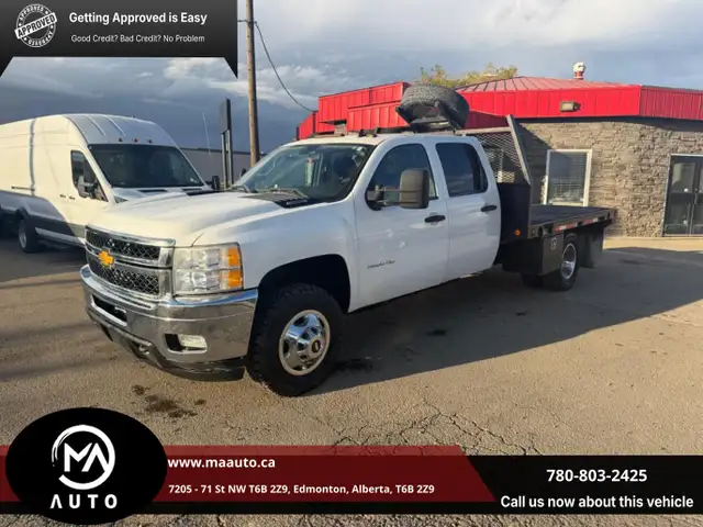 2013 Chevrolet Silverado 3500HD 4WD Crew Cab 9 FT Flat Bed - Onl