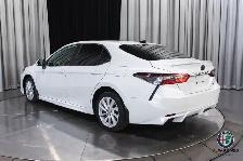 2022 Toyota Camry SE SE Auto - Photo 3