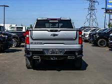 2024 Chevrolet Silverado 1500 2LT Trail Boss 6.2L - Photo 12