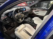 2018 BMW M5 | Heated & Cooled Seats | Heated Steering Wheel - Photo 6