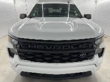 Chevrolet Silverado 1500 Custom 4x4 2024 à vendre - Photo 2