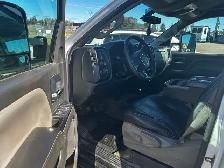 2015 GMC Sierra 3500HD - Photo 6