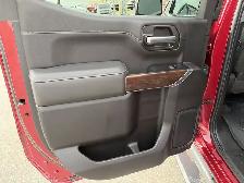 2019 GMC Sierra 1500 SLT. 5.3L V8 4WD. Crew Cab Leather Sunroof - Photo 10