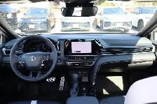 2026 Toyota Camry SE Hybrid - Photo 10