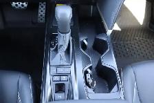 2026 Toyota Camry SE Hybrid - Photo 18