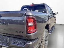 2027 Ram 1500 Express Night Edition Crew 4x4 3.0L Bucket Seats - Photo 14