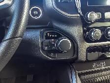 2027 Ram 1500 Express Night Edition Crew 4x4 3.0L Bucket Seats - Photo 21