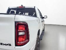 2027 Ram 1500 Express Night Edition Crew 4x4 3.0L Bucket Seats - Photo 14