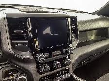 2027 Ram 1500 Express Night Edition Crew 4x4 3.0L Bucket Seats - Photo 22