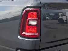 2027 Ram 1500 Express Black Edition Crew 4x4 Bucket Seats Black - Photo 10