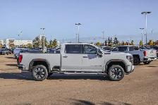 2026 GMC Sierra 3500HD Denali - Photo 10