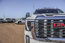 2026 GMC Sierra 3500HD Denali - Photo 11