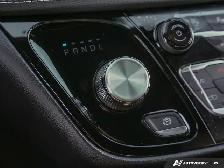 2027 Chrysler Pacifica SELECT AWD | BSM | FWD COLL | LANE | HTD - Photo 17